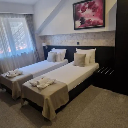 Garni Zen Hotel 4*