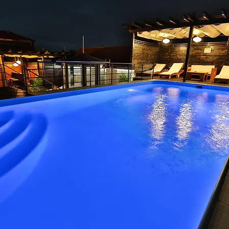 Garni Zen Free Parking Ni