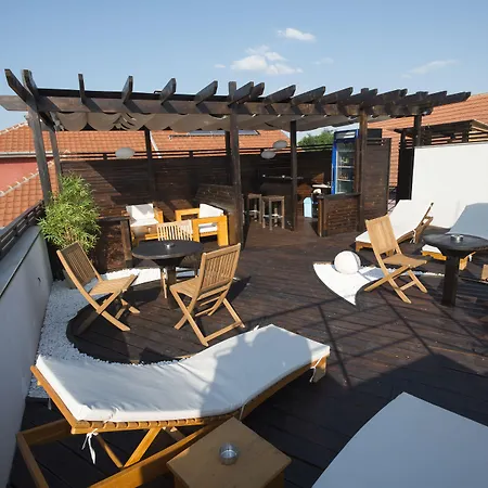 Hotel Garni Zen Free Parking Ni