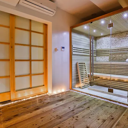 Garni Zen Free Parking Ni