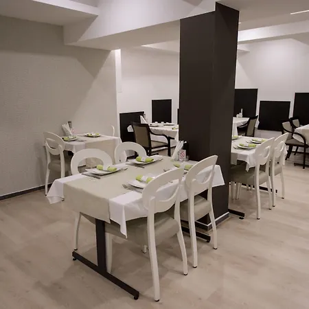 Garni Zen Free Parking 4* Ni